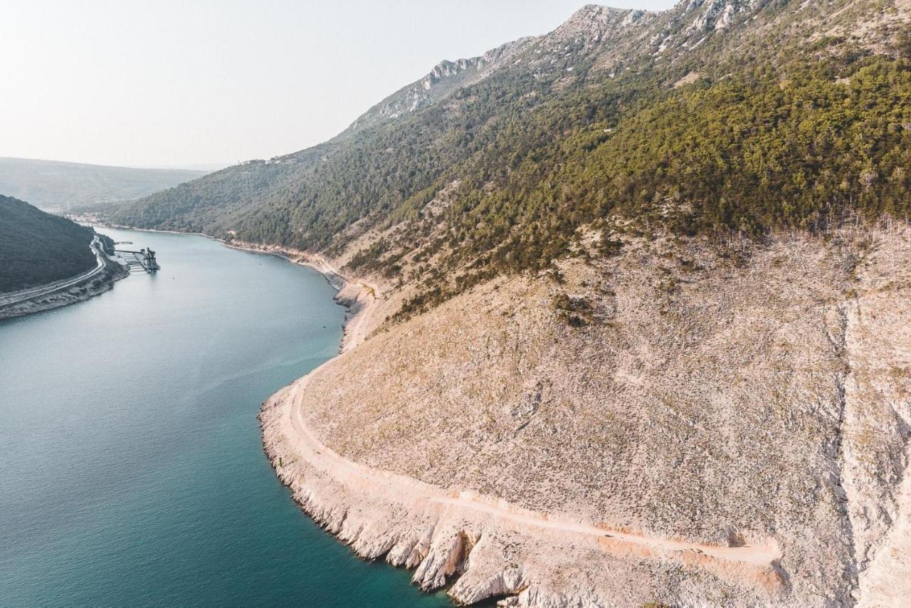Apartman Sunset Plomin Dış mekan fotoğraf
