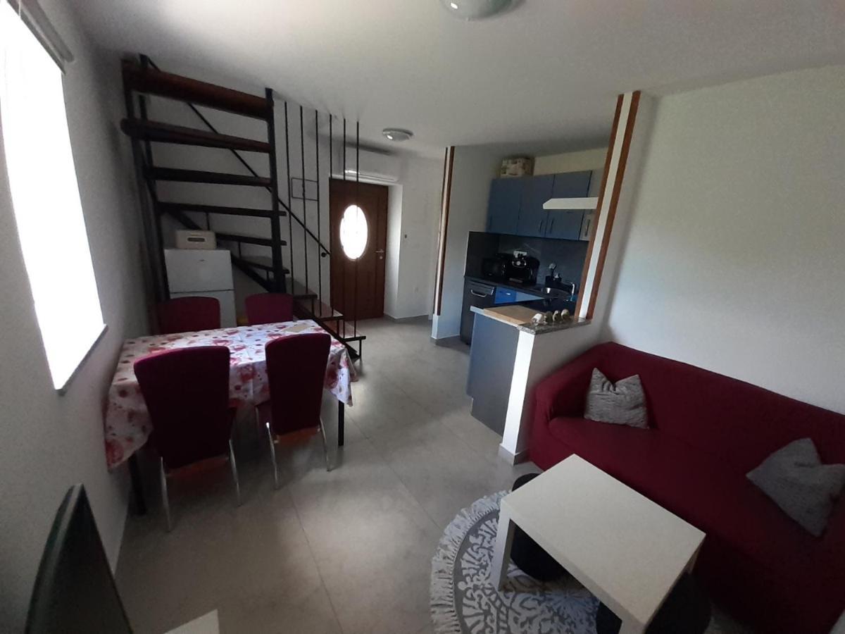Apartman Sunset Plomin Dış mekan fotoğraf