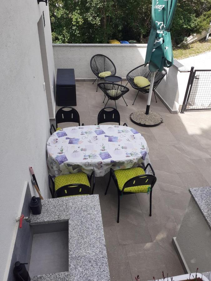 Apartman Sunset Plomin Dış mekan fotoğraf